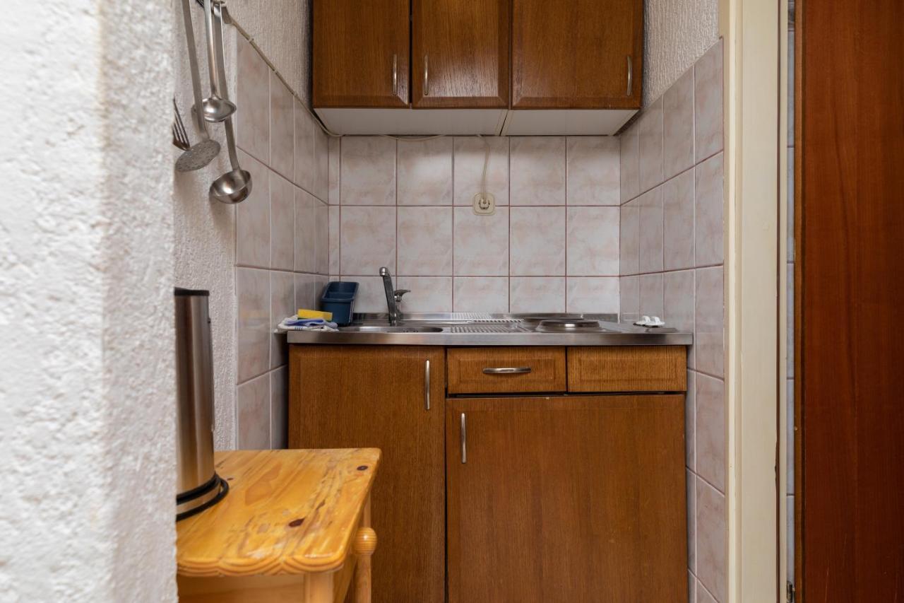 Apartments By The Sea Duce, Omis - 2992 Dugi Rat Exterior foto